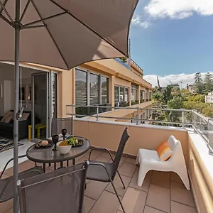 Apartment Arriaga I By An Island