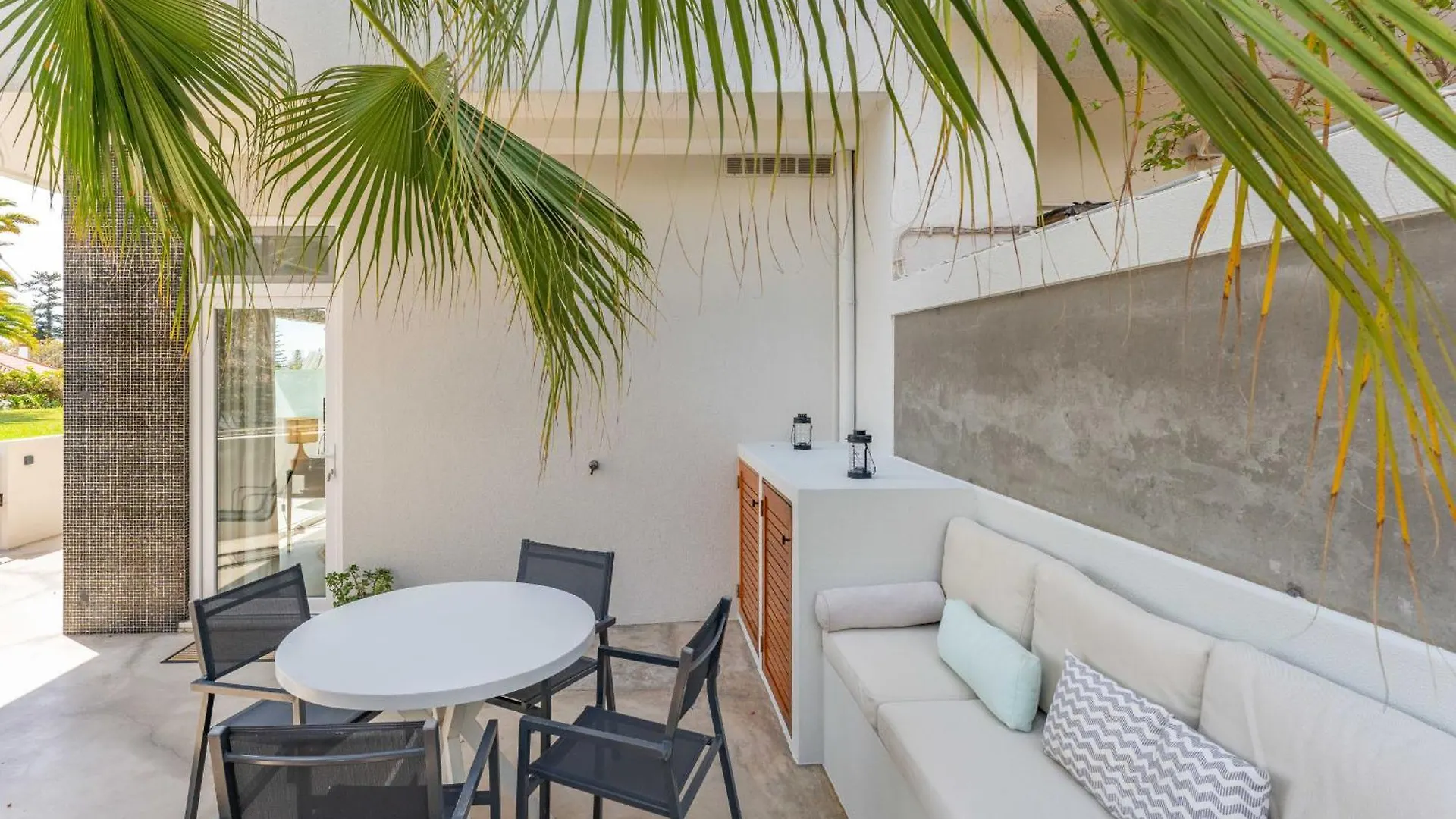 Flh Funchal Terrace Studio Apartment